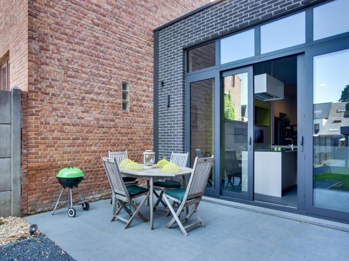 Modern Holiday Home In Scherpenheuvel With Infrared Sauna Buitenkant foto