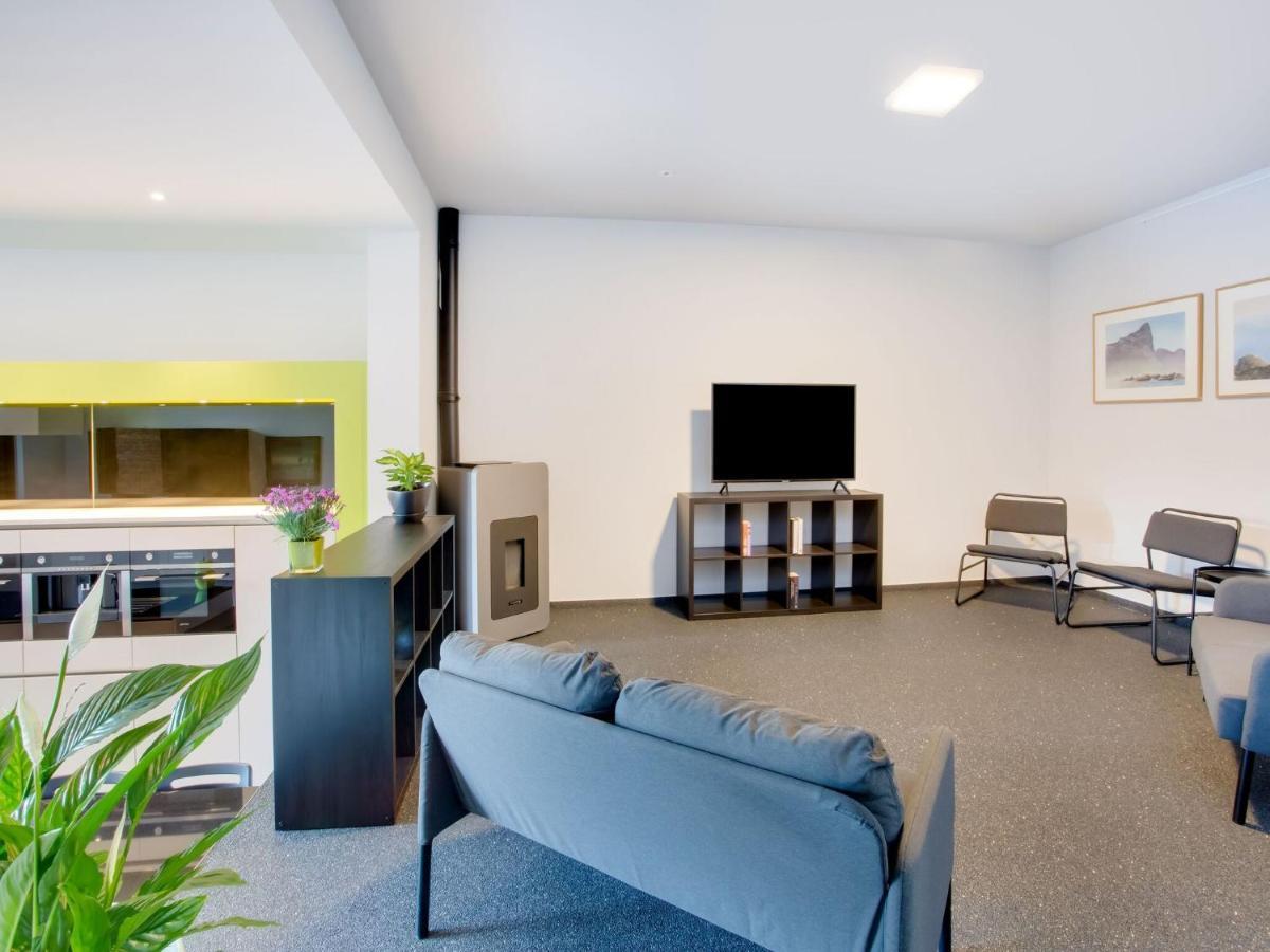 Modern Holiday Home In Scherpenheuvel With Infrared Sauna Buitenkant foto