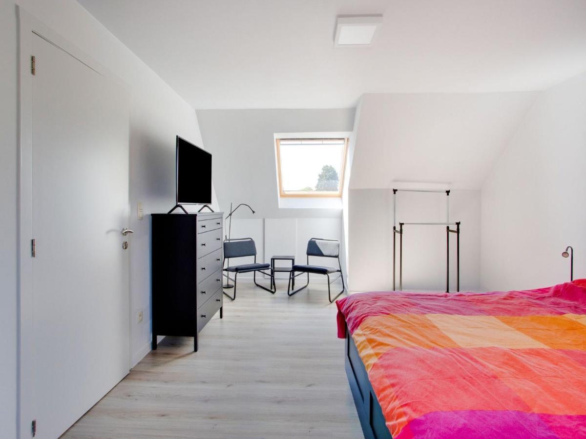 Modern Holiday Home In Scherpenheuvel With Infrared Sauna Buitenkant foto